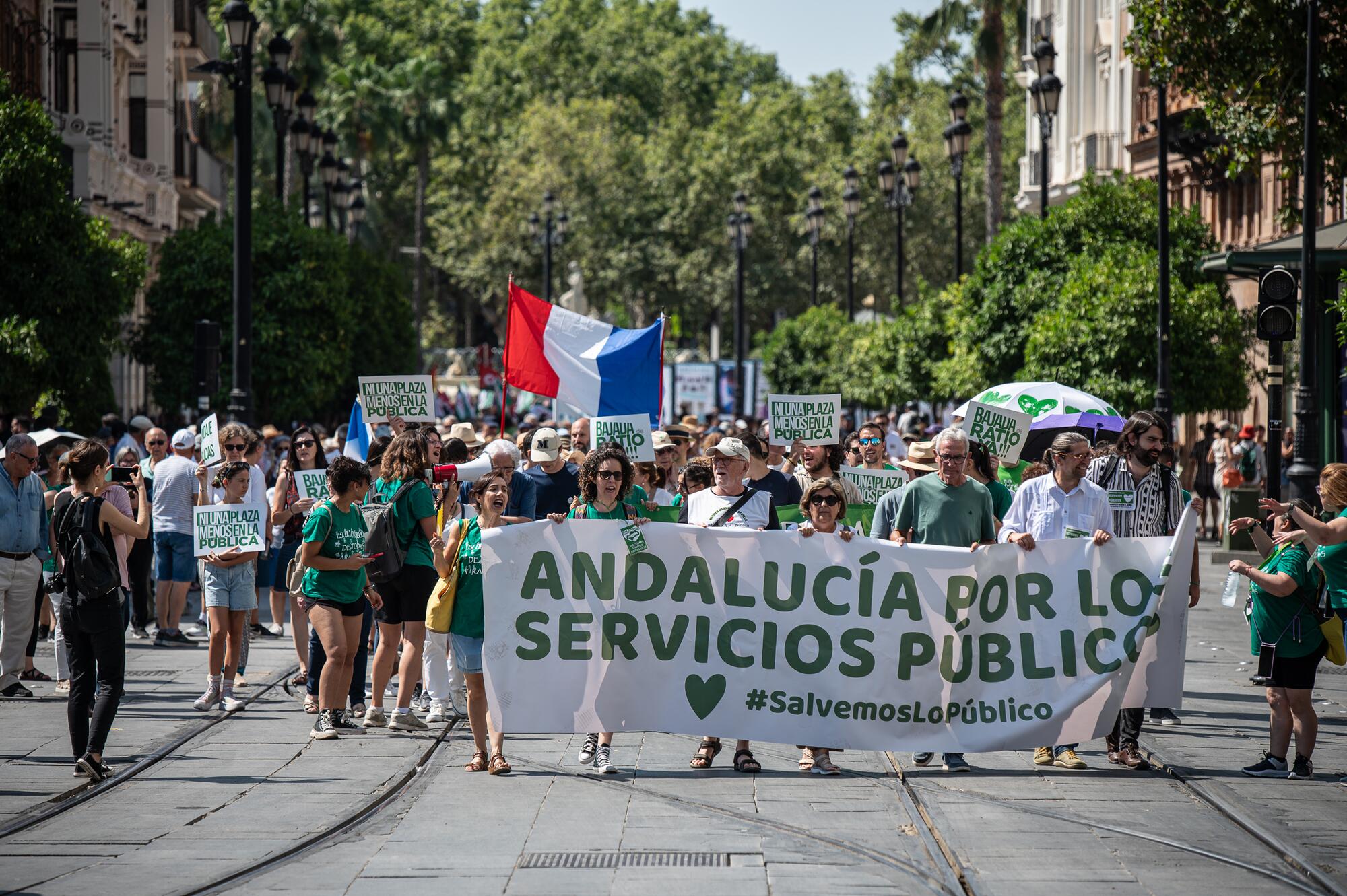 ManiServiciosPublicos1